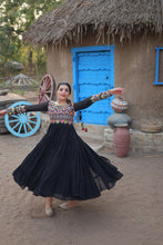 Load image into Gallery viewer, Black Elegant Faux Blooming Gown with Kutchi Gamthi Work Clothsvilla