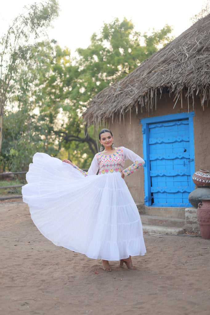 White Elegant Faux Blooming Gown with Kutchi Gamthi Work Clothsvilla