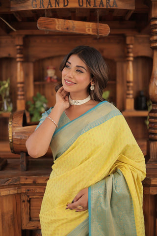Yellow & Blue Elegant Kanjivaram Silk Saree with Zari Weaving Work Clothsvilla