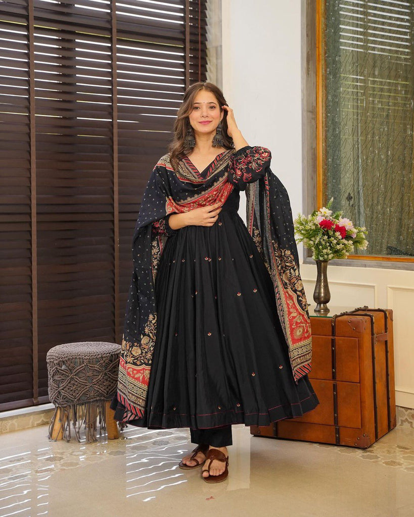 Black Embrace Modern Elegance with Our Exclusive Digital Printed Anarkali Set ClothsVilla