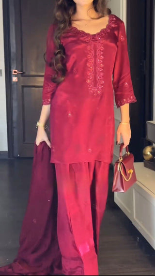 Pink Chinon Silk Thread & Sequin Embroidered Salwar Suit Set with Dupatta ClothsVilla