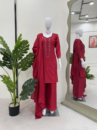 Pink Chinon Silk Thread & Sequin Embroidered Salwar Suit Set with Dupatta ClothsVilla