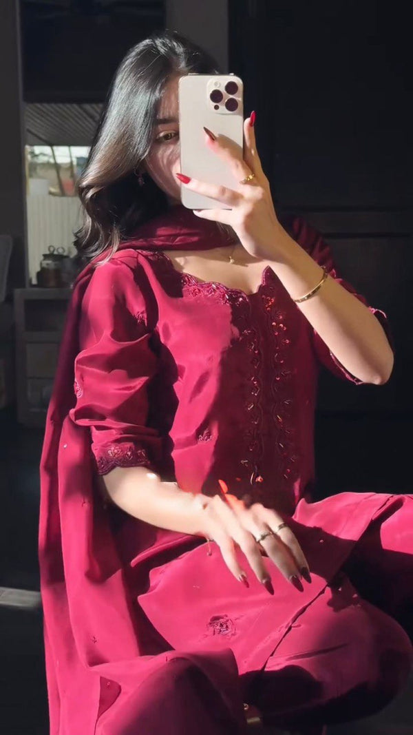 Pink Chinon Silk Thread & Sequin Embroidered Salwar Suit Set with Dupatta ClothsVilla