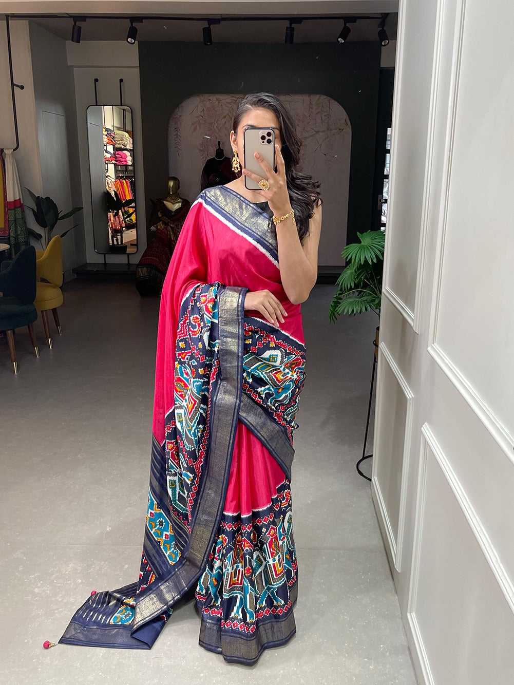Pink Color Dola Silk Patola Saree with Shimmering Foil Work ClothsVilla