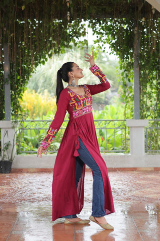 Pink Colour Navratri Special Rayon Kurti with Kutchi Gamthi Work – Adjustable Fit & Full Sleeves ClothsVilla