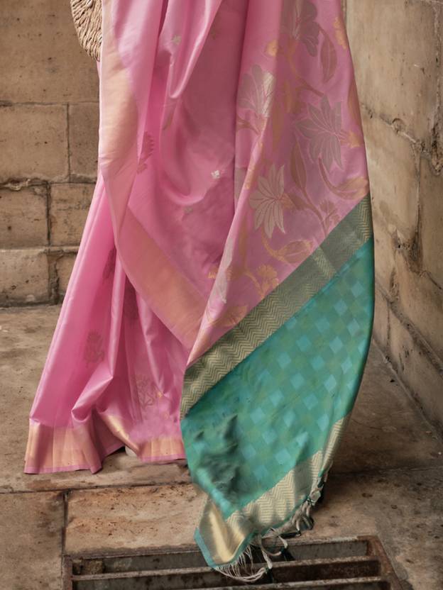Pink Elegant Banarasi Silk Blend Saree with Tassel Detailing – Unstitched Blouse Piece ClothsVilla