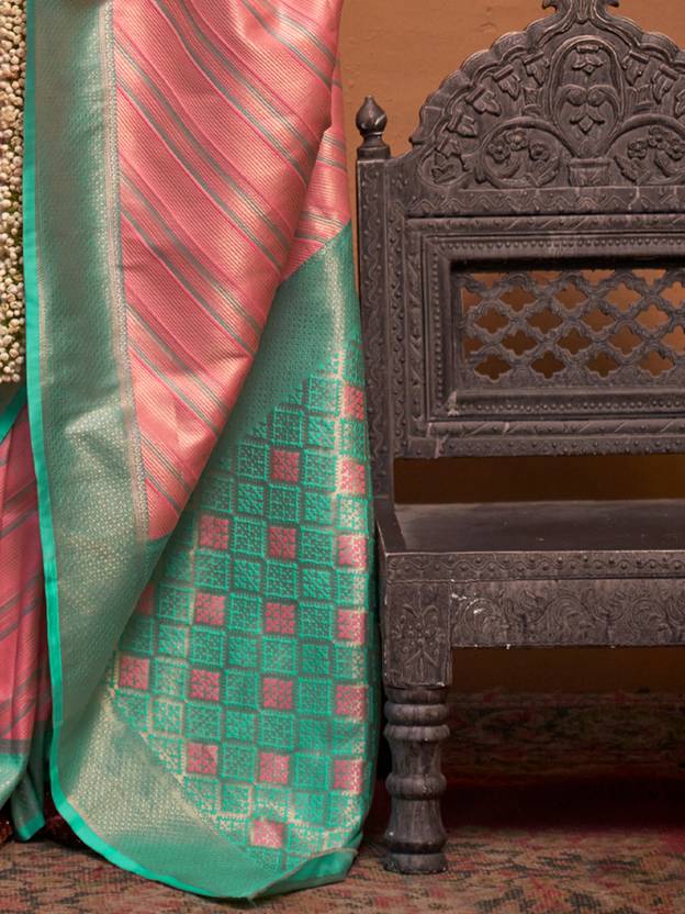 Pink Elegant Banarasi Silk Blend Saree with Unstitched Blouse ClothsVilla