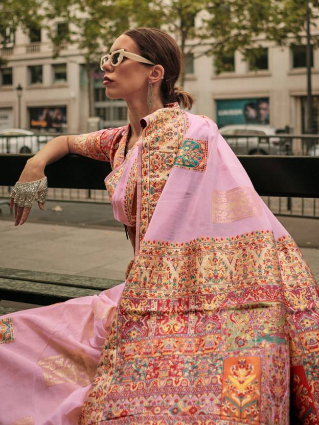 Pink Elegant Banarasi Silk Blend Woven Saree with Unstitched Blouse Piece ClothsVilla