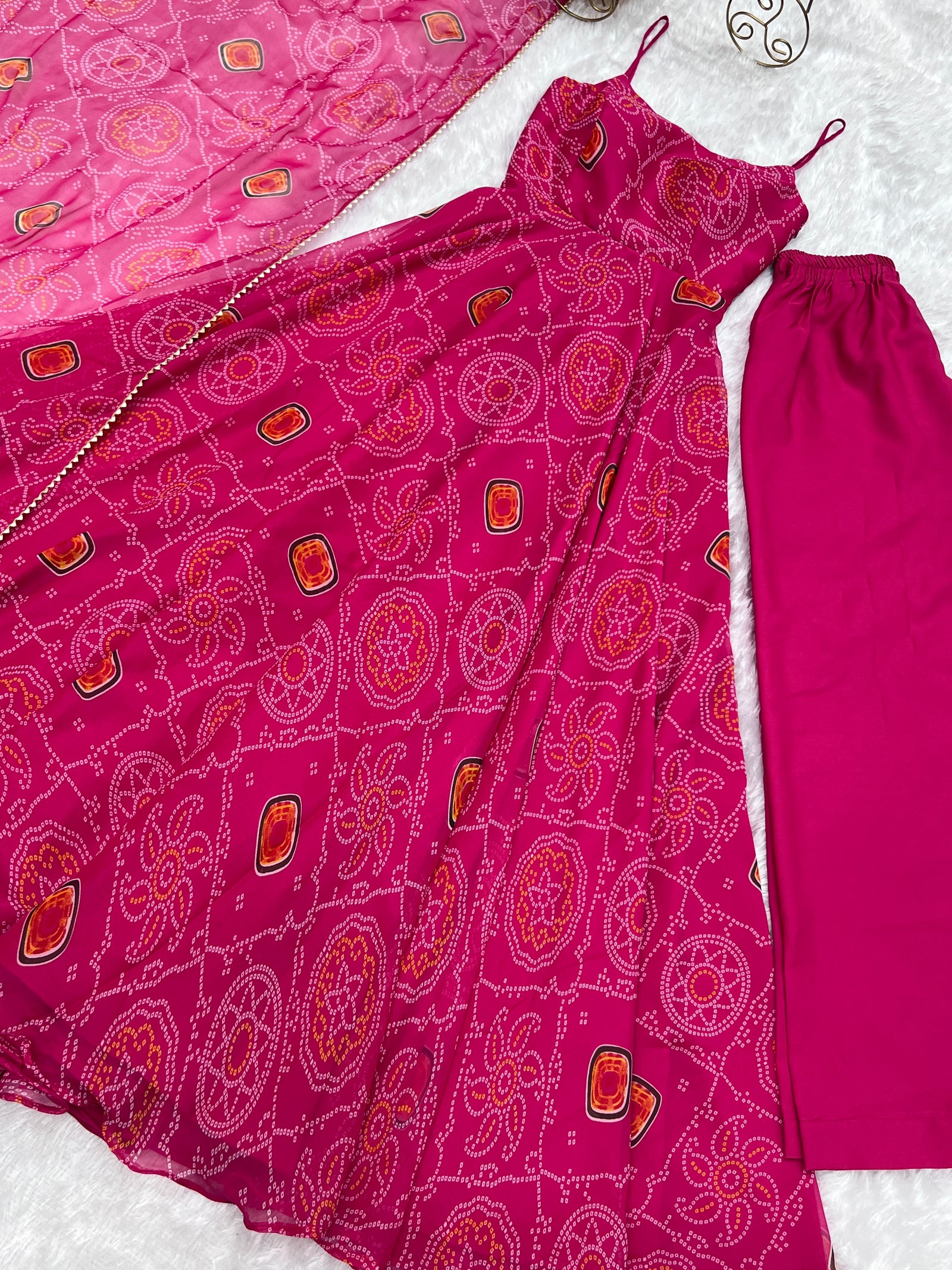 Pink Elegant Bandhej Chiffon Anarkali Gown Set – Lightweight & Stylish