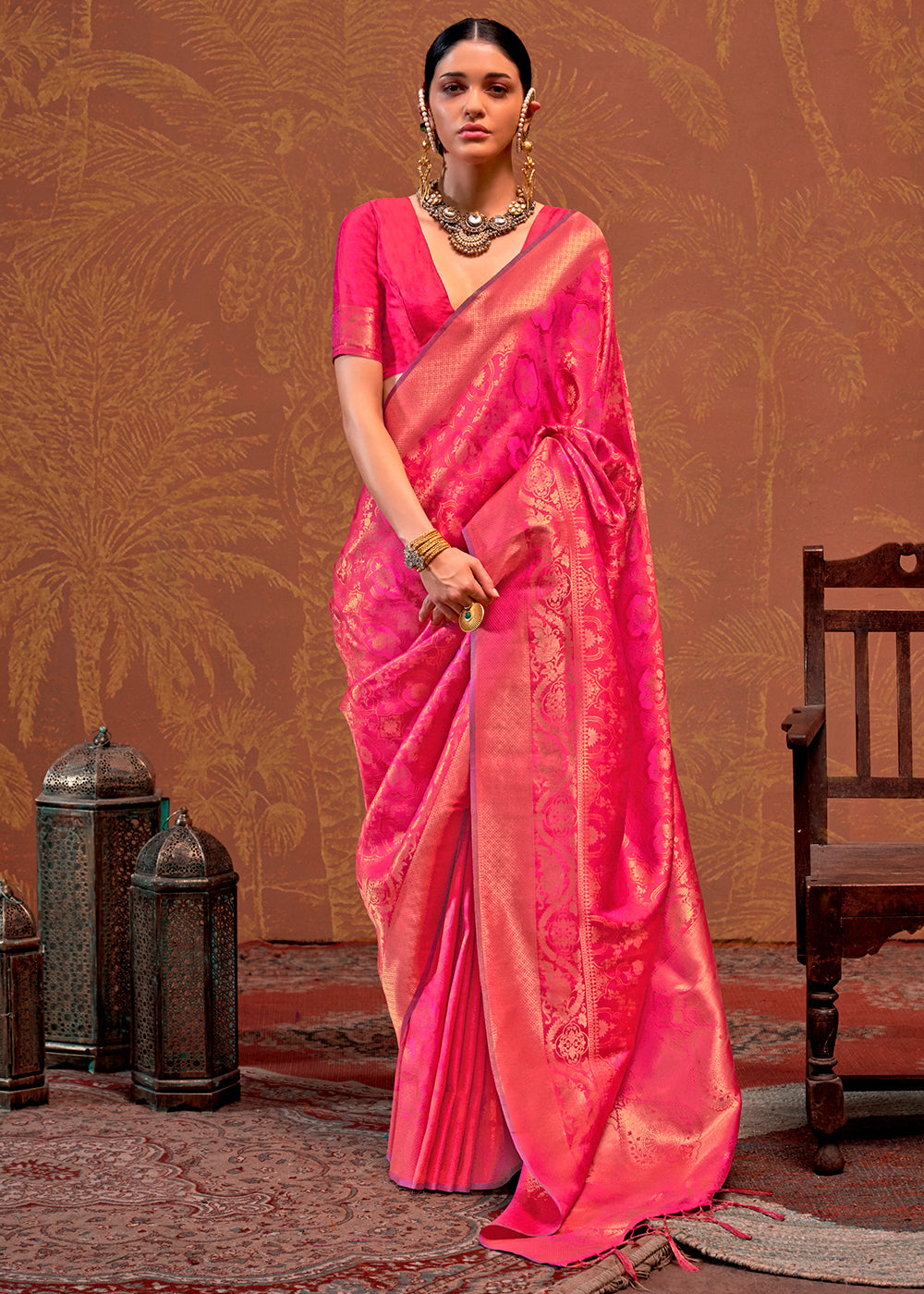 Pink Elegant Blended Silk Banarasi Saree with Blouse Piece – Timeless Traditional Charm ClothsVilla Main image
