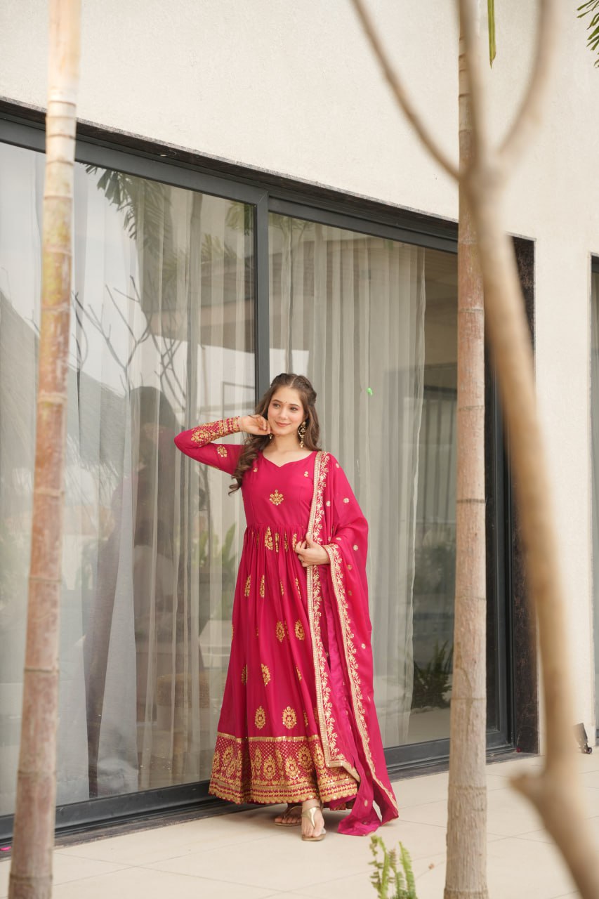 Pink Elegant Embroidered Star Georgette Gown with Dupatta – Full Sleeve, Pan Neck, Zari & Sequin Work Clothsvilla