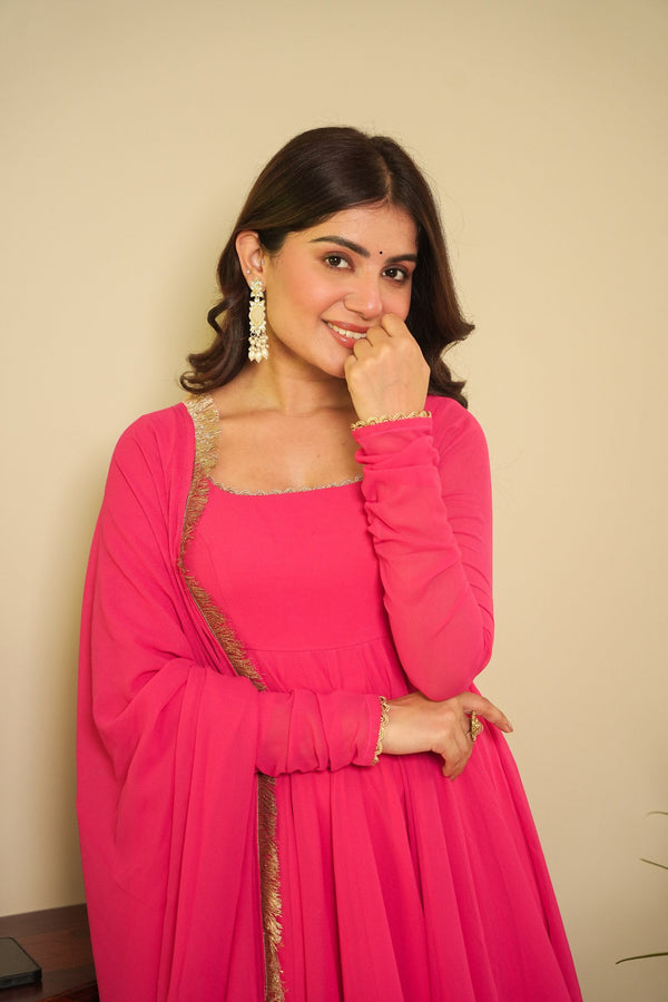 Pink Elegant Georgette Printed Suit Set with Tassel Dupatta – Flowy & Chic Clothsvilla