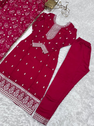 Pink Elegant Pure Blooming Vichitra Silk Kurta with Dupatta Set & Trousers – Ready to Wear