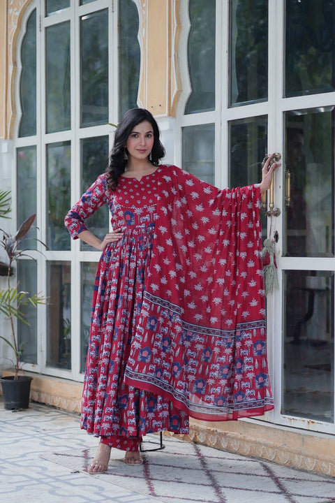 Pink Elegant Pure Cotton Ethnic Suit Set – Comfort & Style Combined ClothsVilla Main image