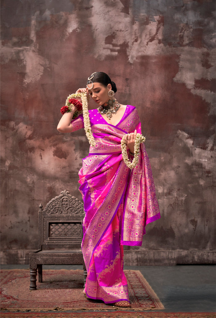 Pink Graceful Art Silk Printed Handloom Saree with Unstitched Blouse Piece Secondary image