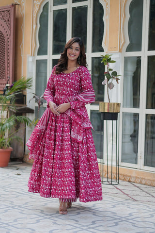 Pink Premium Readymade Kurti with Pant & Dupatta Set – Elegant & Comfortable! Clothsvilla