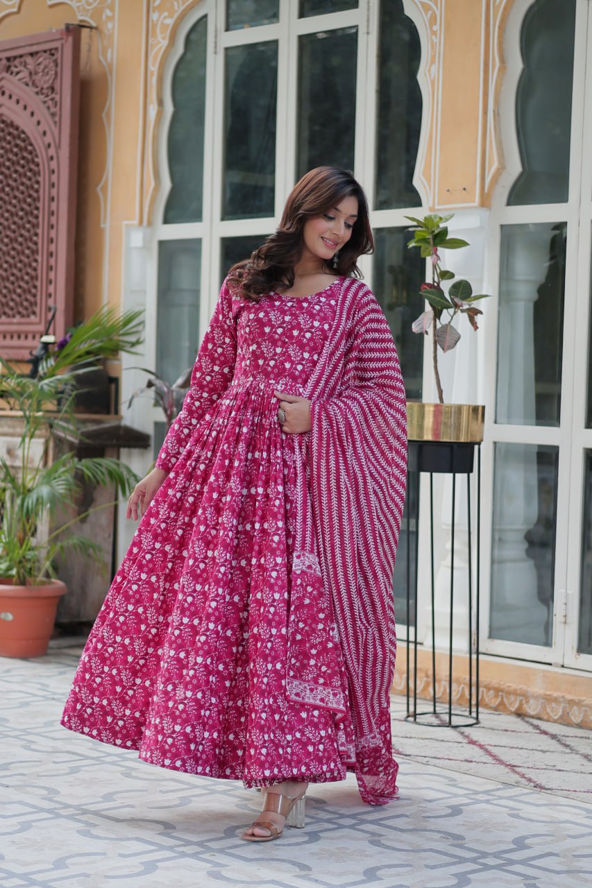Pink Premium Readymade Kurti with Pant & Dupatta Set – Elegant & Comfortable! Clothsvilla