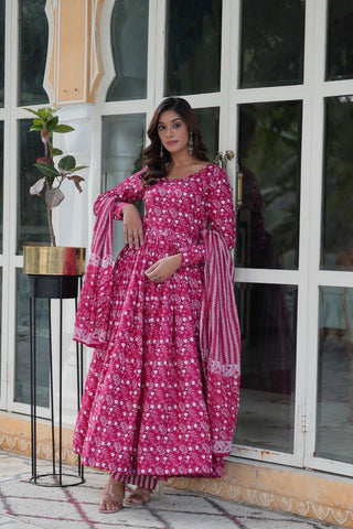 Pink Premium Readymade Kurti with Pant & Dupatta Set – Elegant & Comfortable! Clothsvilla