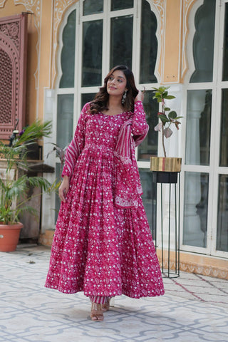 Pink Premium Readymade Kurti with Pant & Dupatta Set – Elegant & Comfortable! Clothsvilla