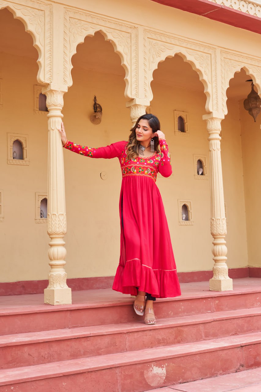 Pink Reyon Kurti with Kutchi Gamthi Work ClothsVilla