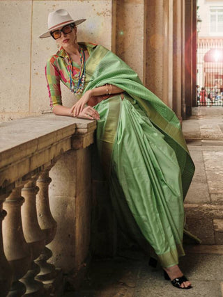 Pista Elegant Banarasi Silk Blend Saree with Tassel Detailing – Unstitched Blouse Piece ClothsVilla