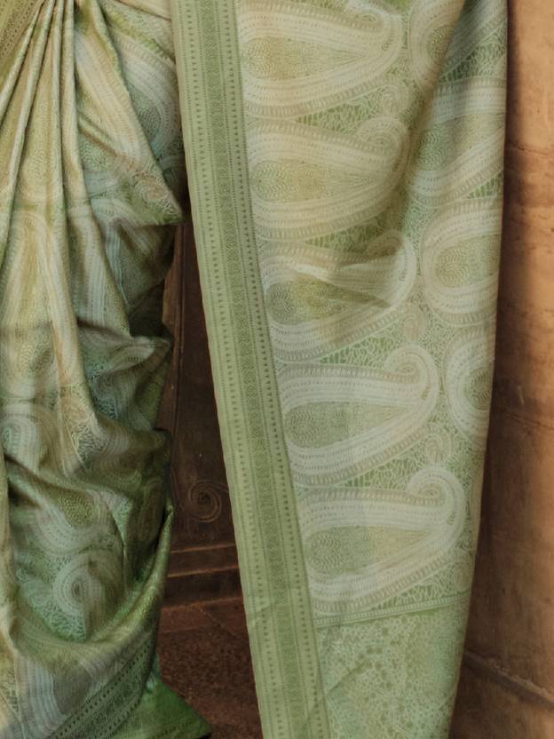 Pista Elegant Banarasi Silk Blend Woven Saree with Tassel Detailing ClothsVilla
