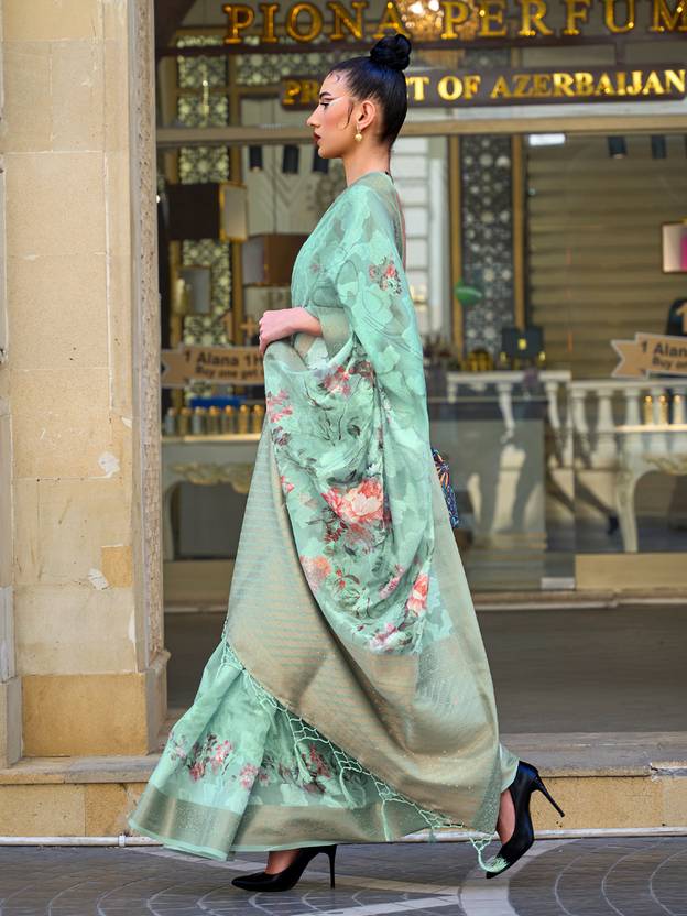 Pista Elegant Brasso Madurai Saree with Unstitched Blouse Piece Clothsvilla