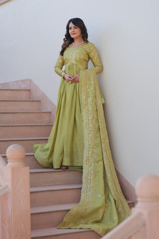 Pista Gold Crush Fabric Embroidered Gown Set with Matching Dupatta – Sequins & Multi Thread Work Clothsvilla