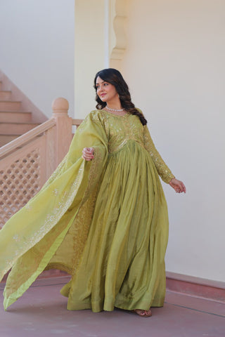 Pista Gold Crush Fabric Embroidered Gown Set with Matching Dupatta – Sequins & Multi Thread Work Clothsvilla