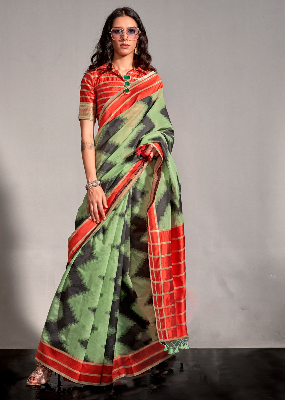 Pista Regal Banarasi Blended Silk Saree – Timeless Elegance for Grand Occasions ClothsVilla Main image