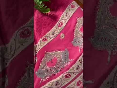 Mehendi Stylish Printed Crepe Saree with Matching Blouse Piece