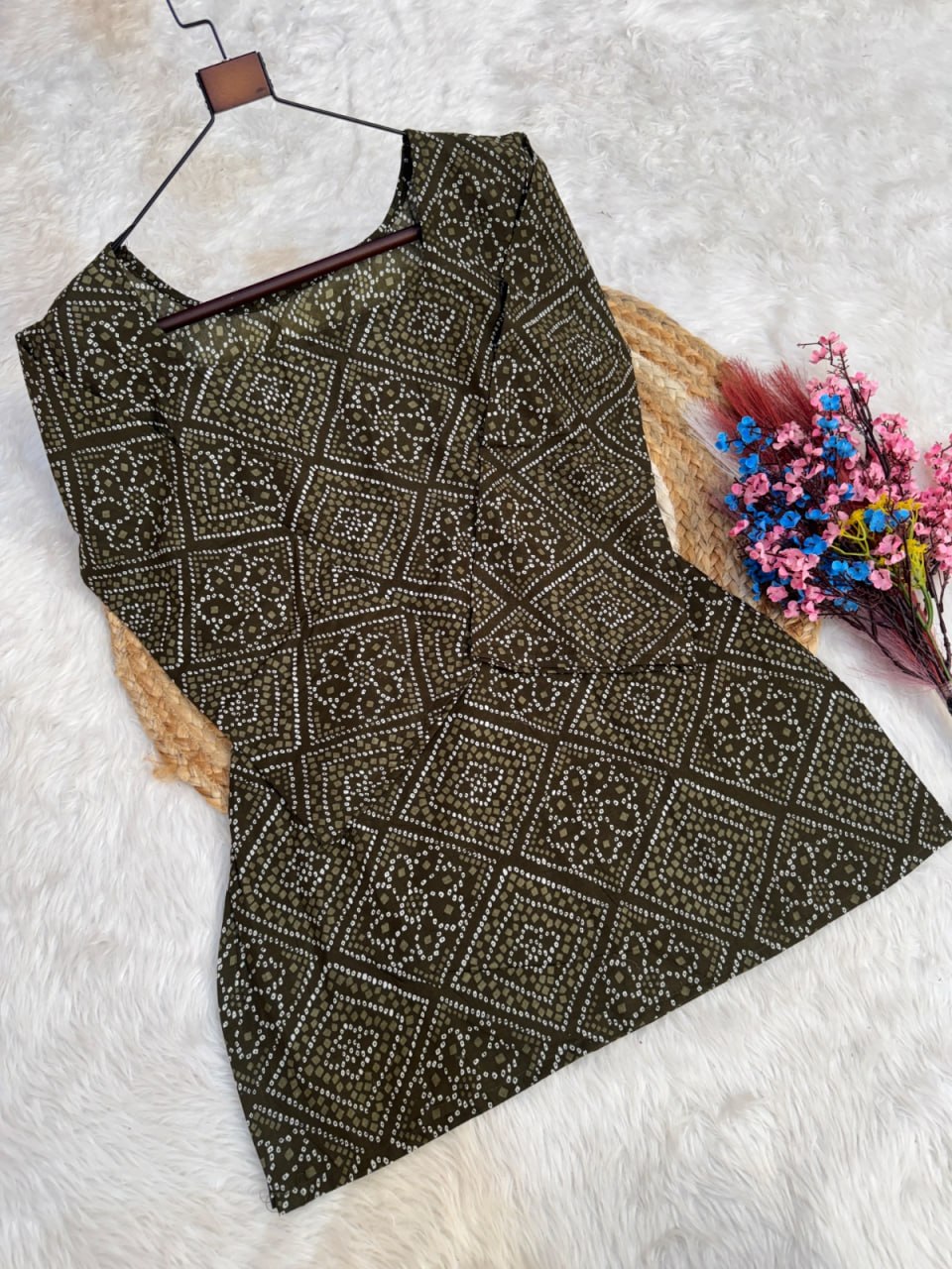 Print Kurti with Linen Cotton Farsi Pant Set ClothsVilla