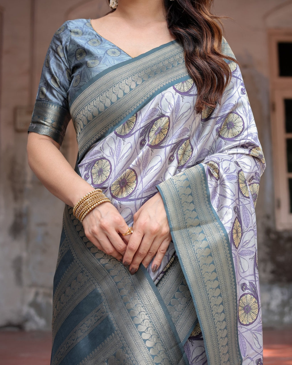 Sophisticated Lilac Banarasi Silk Saree with Floral Prints and Zari Tassel Border BANARASI PRINTED