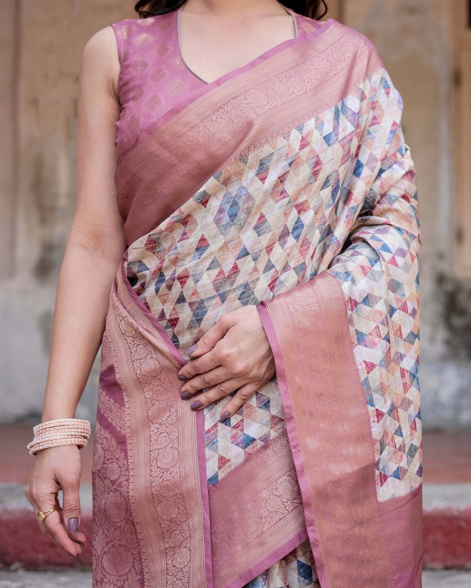 Beige and Pink Geometric Print Banarasi Silk Saree with Zari Weave and Tassel-Embellished Pallu BANARASI PRINTED