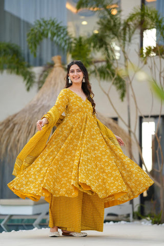 Pure Muslin Digital Print Anarkali Kurti Pant Dupatta Set Clothsvilla