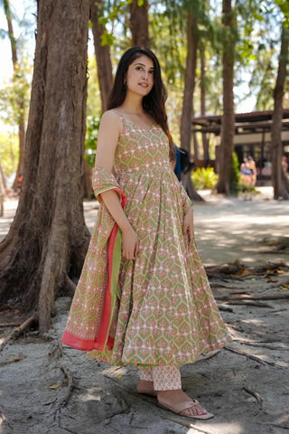 Pure Muslin Digital Print Anarkali Kurti Pant Dupatta Set Clothsvilla