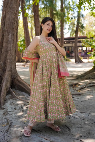 Pure Muslin Digital Print Anarkali Kurti Pant Dupatta Set Clothsvilla