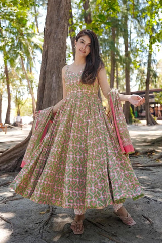 Pure Muslin Digital Print Anarkali Kurti Pant Dupatta Set Clothsvilla