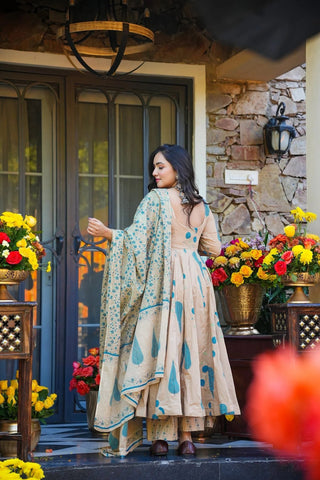 Pure Muslin Digital Print Anarkali Kurti Pant Dupatta Set Clothsvilla