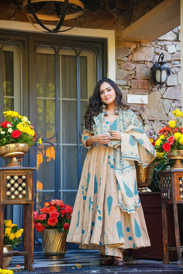Pure Muslin Digital Print Anarkali Kurti Pant Dupatta Set Clothsvilla