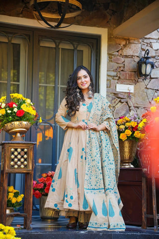 Pure Muslin Digital Print Anarkali Kurti Pant Dupatta Set Clothsvilla