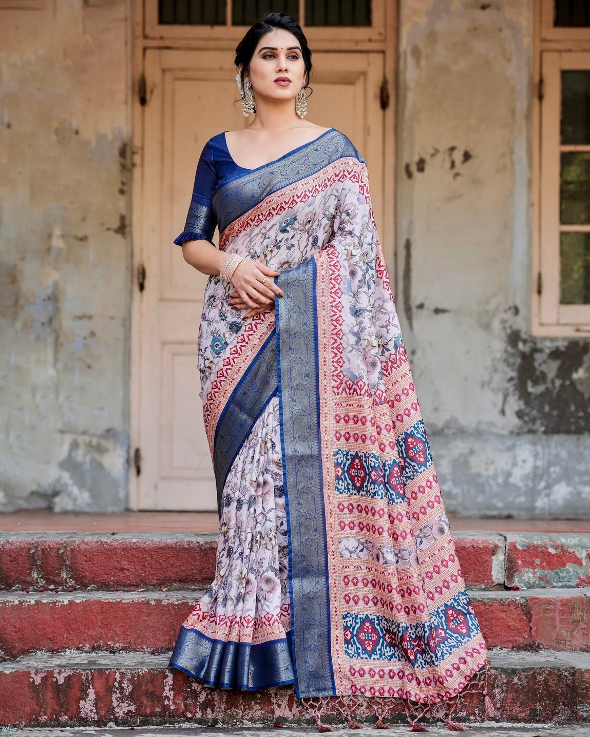 Ivory and Navy Blue Tussar Silk Saree with Floral Elegance and Ornamental Zari Work DIGITAL PRINT