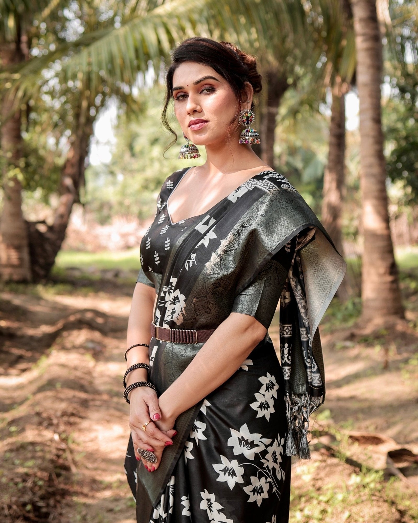 Elegant Black Tussar Silk Saree with Zari Embellished Border and Bold Floral Pallu DIGITAL PRINT