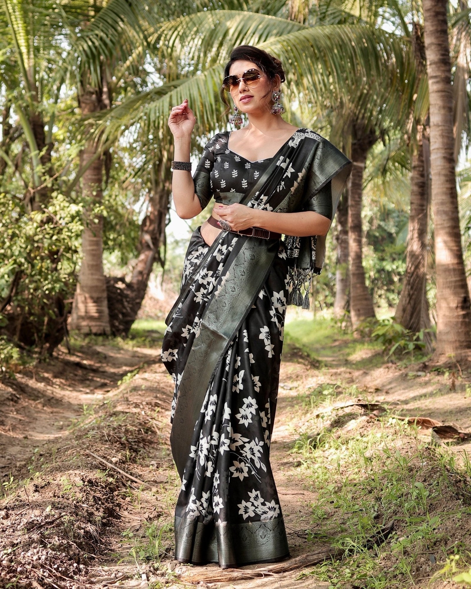 Elegant Black Tussar Silk Saree with Zari Embellished Border and Bold Floral Pallu DIGITAL PRINT