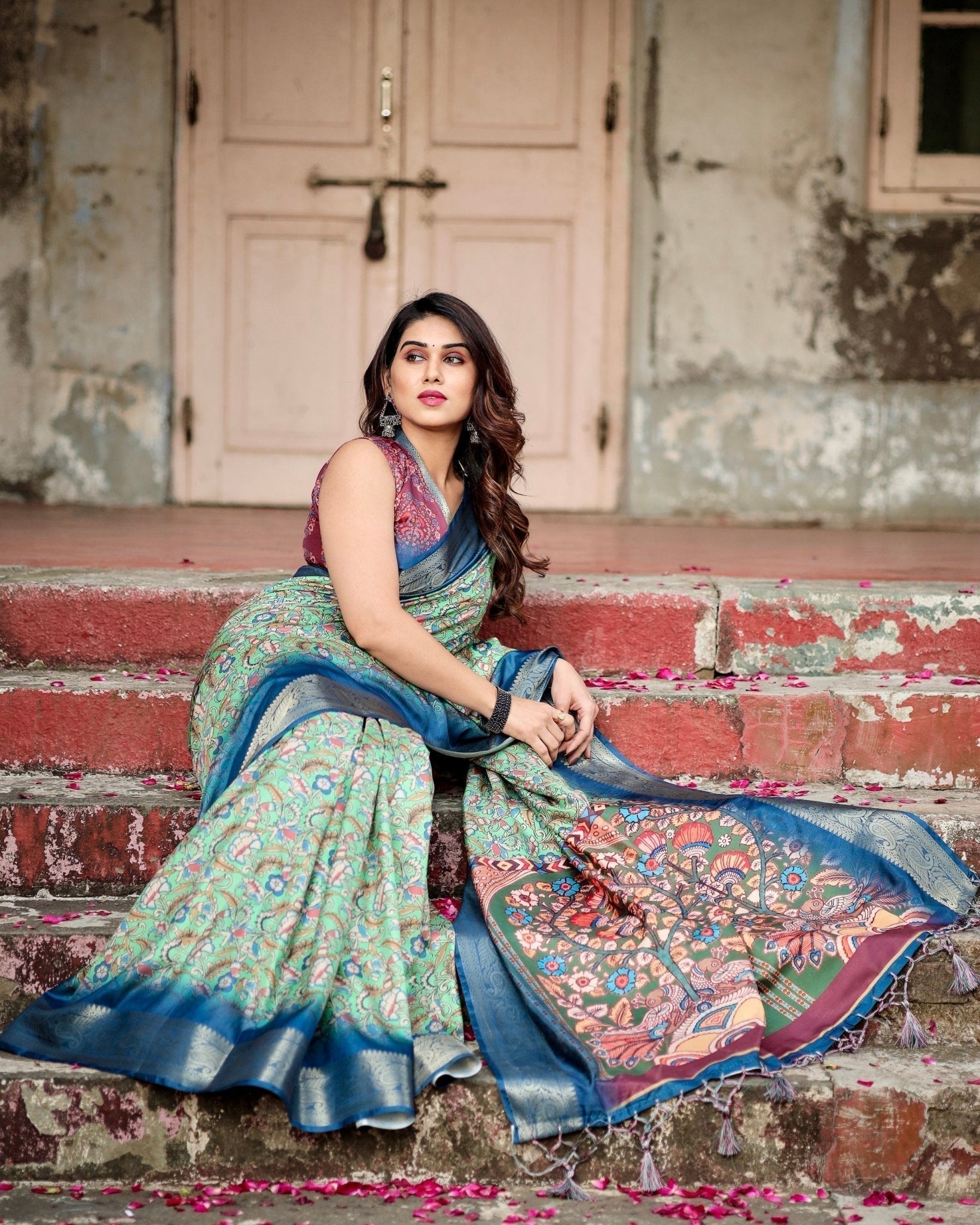 Majestic Blue and Green Digital Print Saree with Intricate Floral Motifs and Contrasting Pallu DIGITAL PRINT