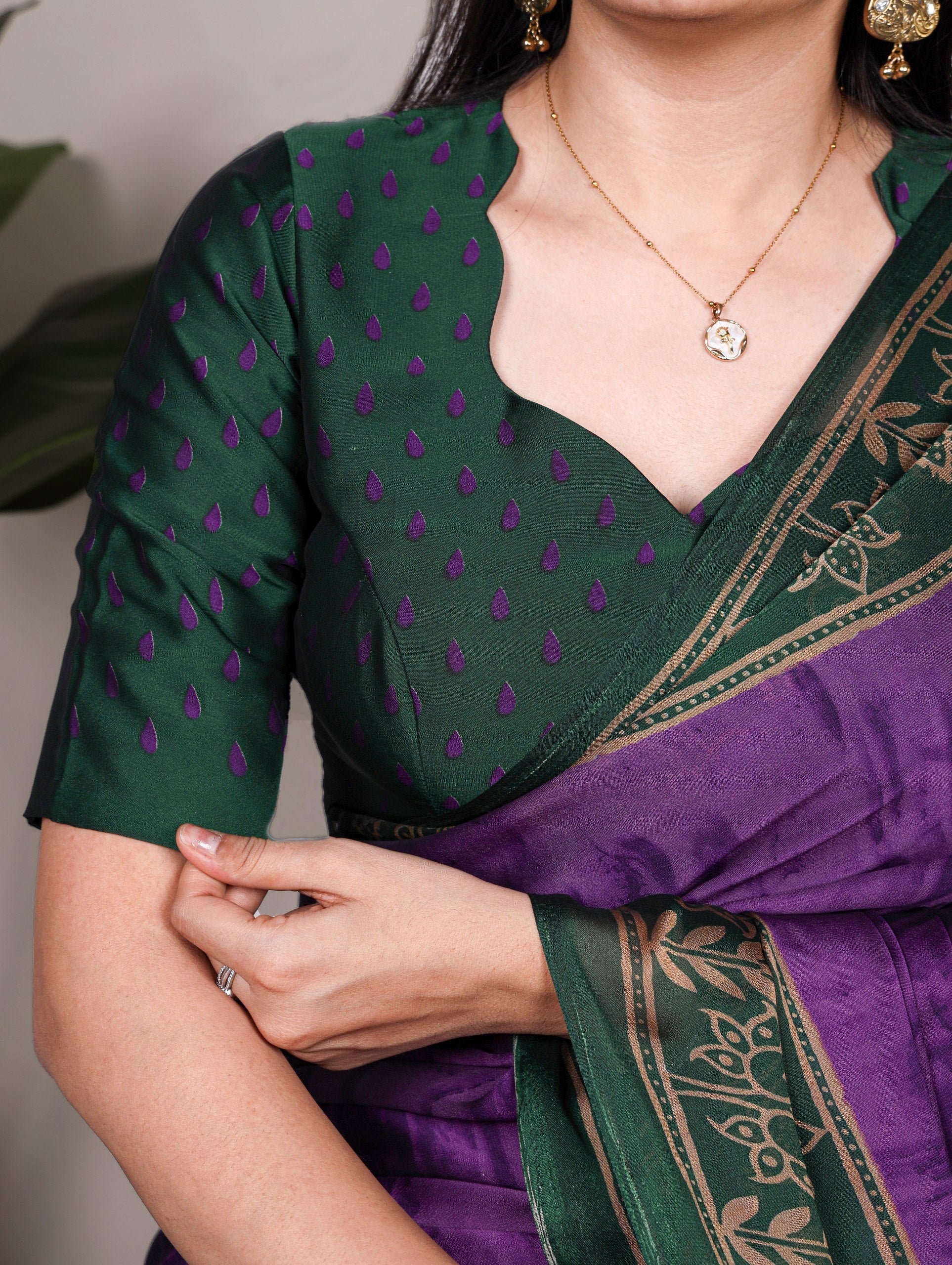 Purple Elegant Rangoli Silk Printed Saree with Matching Unstitched Blouse – Lightweight & Stylish Daily/Festive Wear Secondary image
