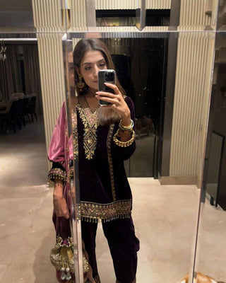 Purple Elegant Velvet Ensemble – Luxe Thread & Sequin Work ClothsVilla
