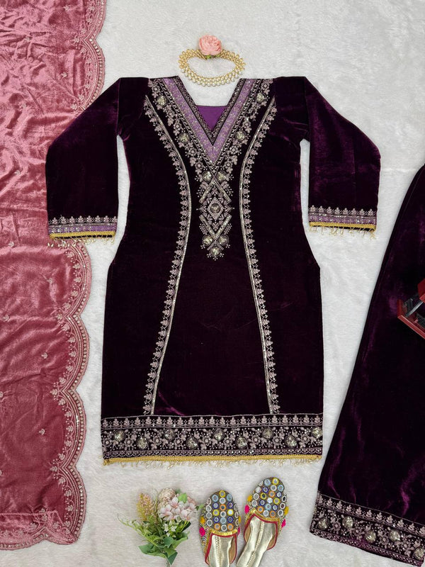 Purple Elegant Velvet Ensemble – Luxe Thread & Sequin Work ClothsVilla