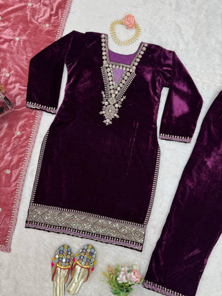 Purple Elegant Velvet Ensemble – Luxe Thread & Sequin Work ClothsVilla