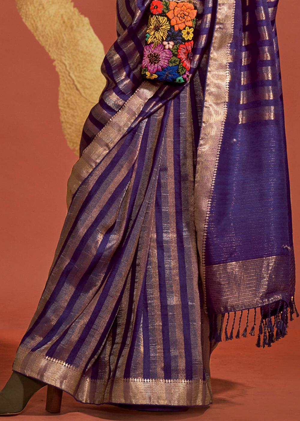 Purple Regal Banarasi Blended Silk Saree with Timeless Intricate Design ClothsVilla